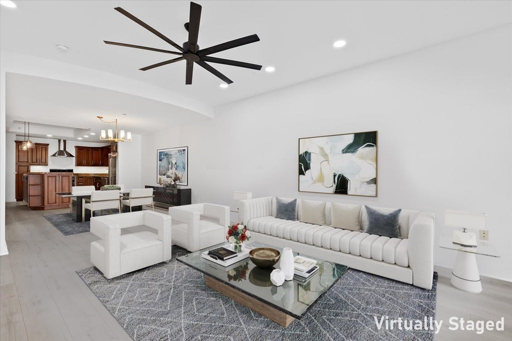 1812 West Avenue 306, Austin