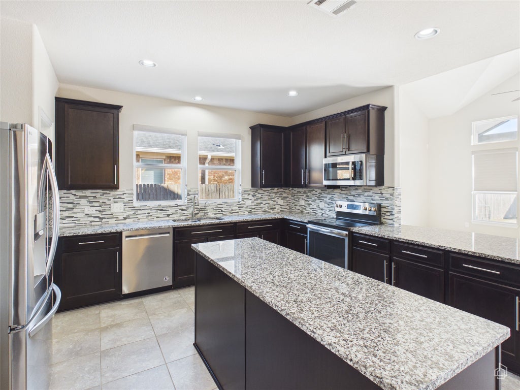 310 Hibiscus Drive, Hutto