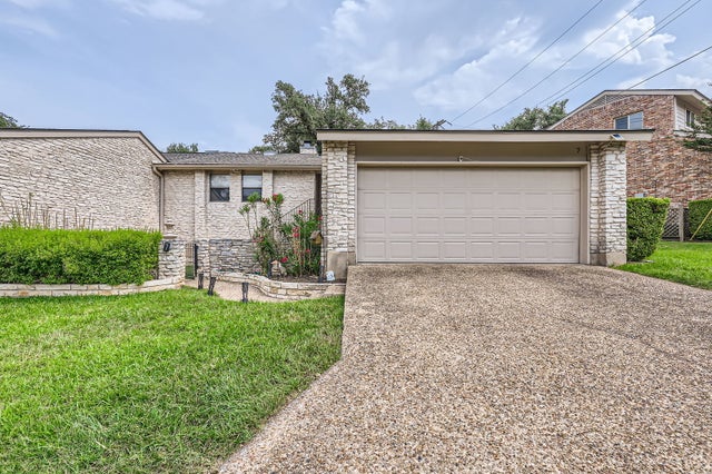 9518 Topridge Drive 7, Austin