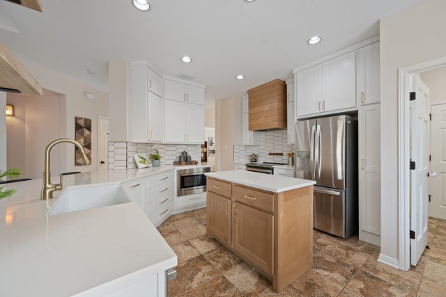 7008 Cool Canyon Cove, Round Rock