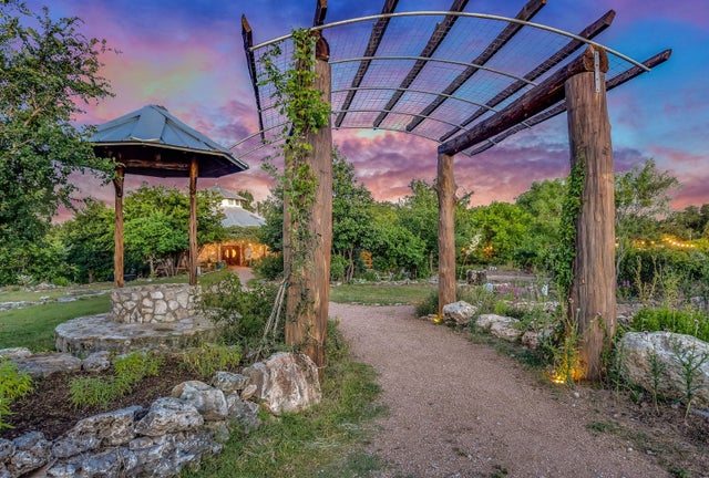 1223 Paleface Ranch Road S, Spicewood