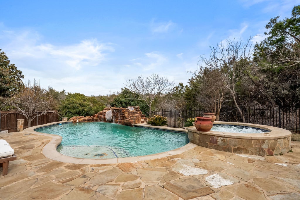 2429 Shire Ridge Drive, Austin
