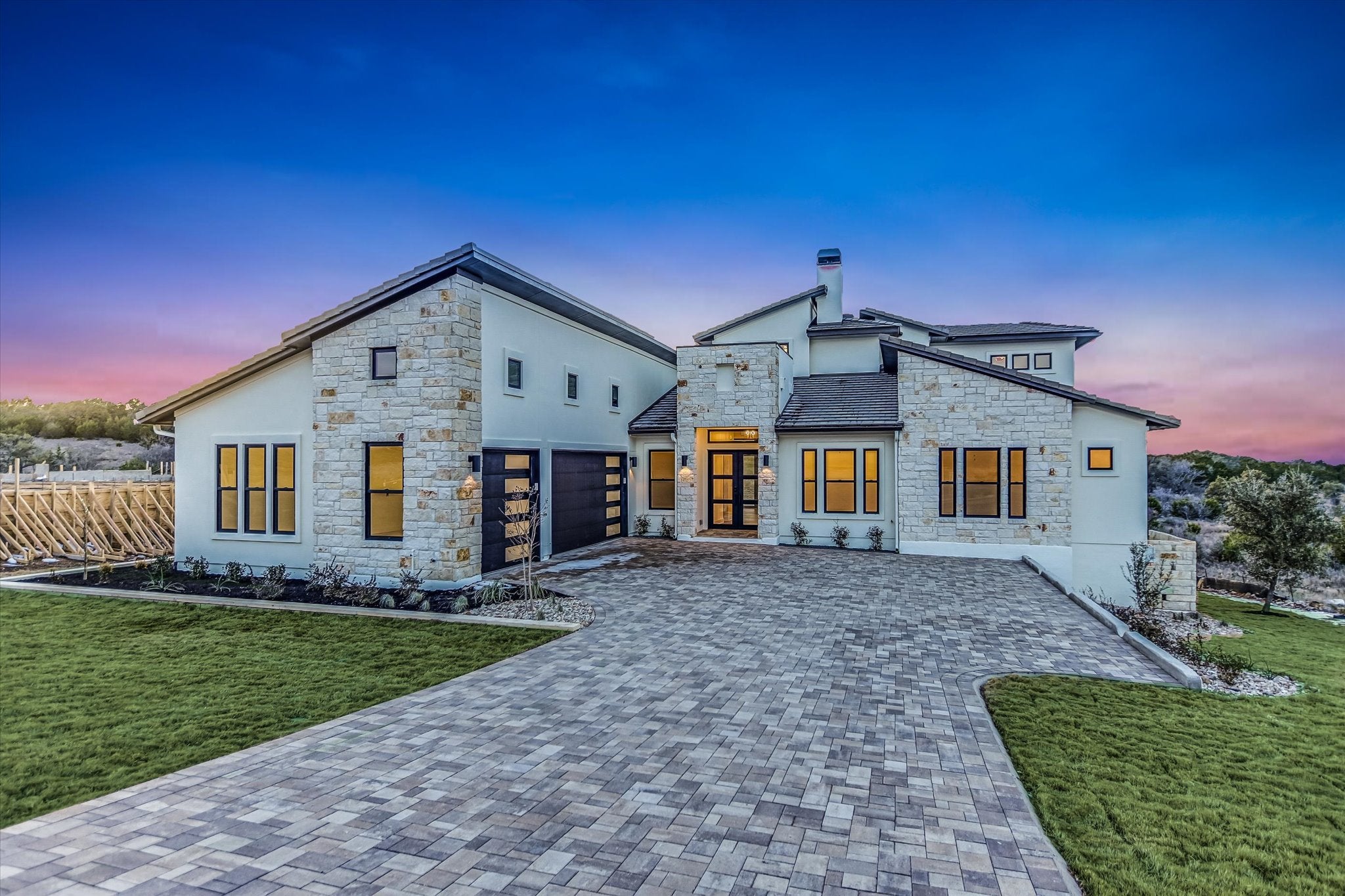 Photo of Listing #3048231