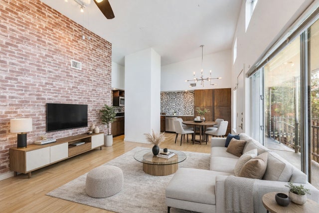 2200 Dickson Drive 217, Austin