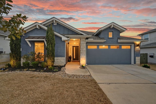 16620 Sumptuous Drive, Manor