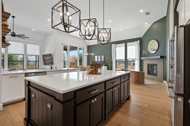 159 Short Bush Pass, Austin