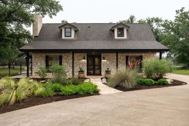812 Post Oak Drive, Dripping Springs