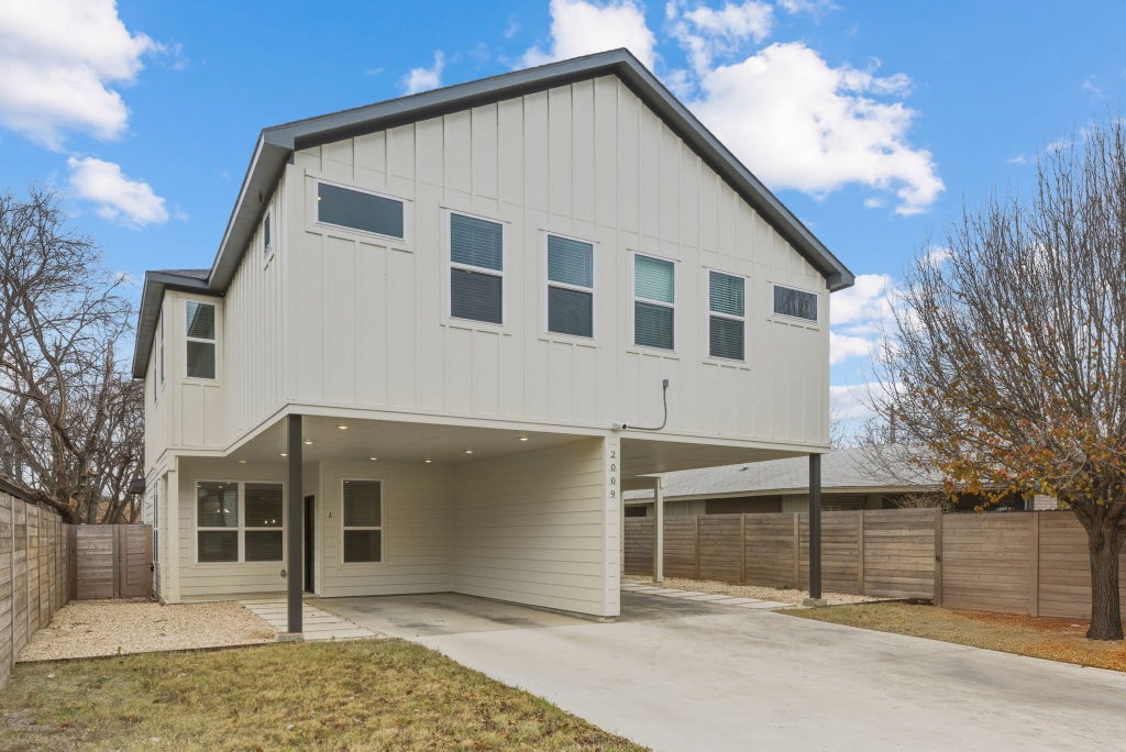 2009 Iroquois Lane A, Austin