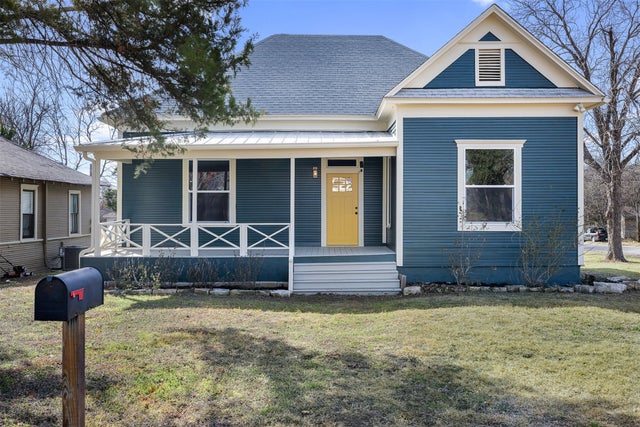 1019 W 4th Street, Taylor