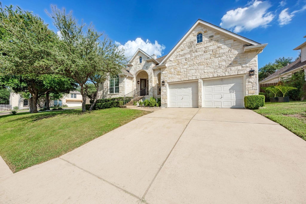 8233 Phantom Canyon Drive, Austin