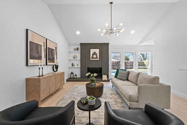 1017 Cripple Creek Drive, Austin