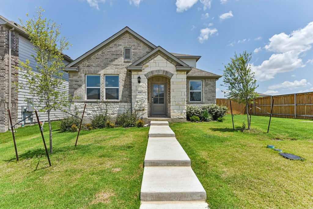 800 Long Run, Liberty Hill