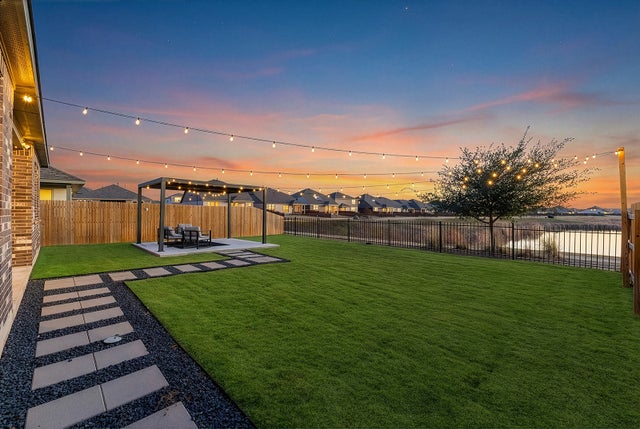 13117 Lapoynor Street, Manor