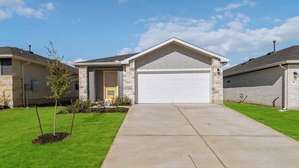 640 Globe Mallow Circle, Kyle