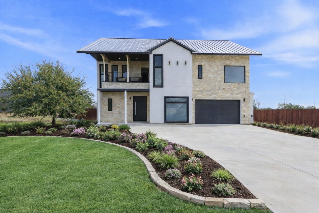 126 Lakewood Trail, Leander