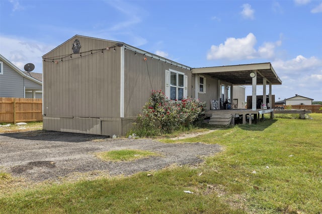 815 Rustler Pass, Kyle