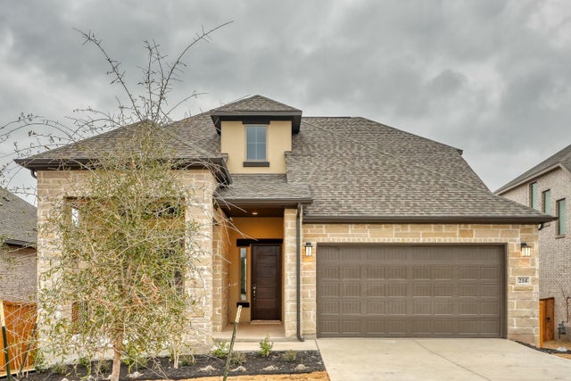 214 Prickly Poppy Loop, Kyle