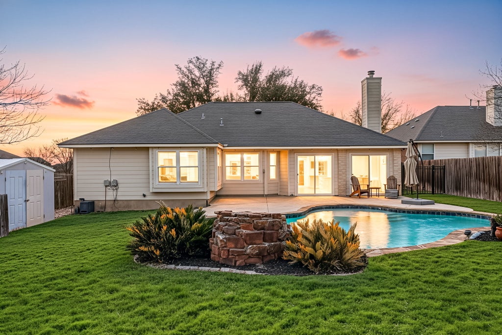 707 Thrush Drive, Leander