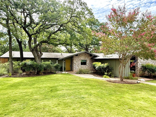 202 Tanglewood Drive, Fredericksburg