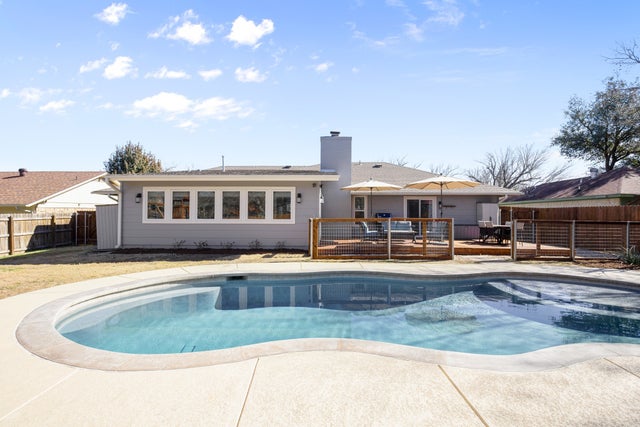 6400 Blarwood Drive, Austin