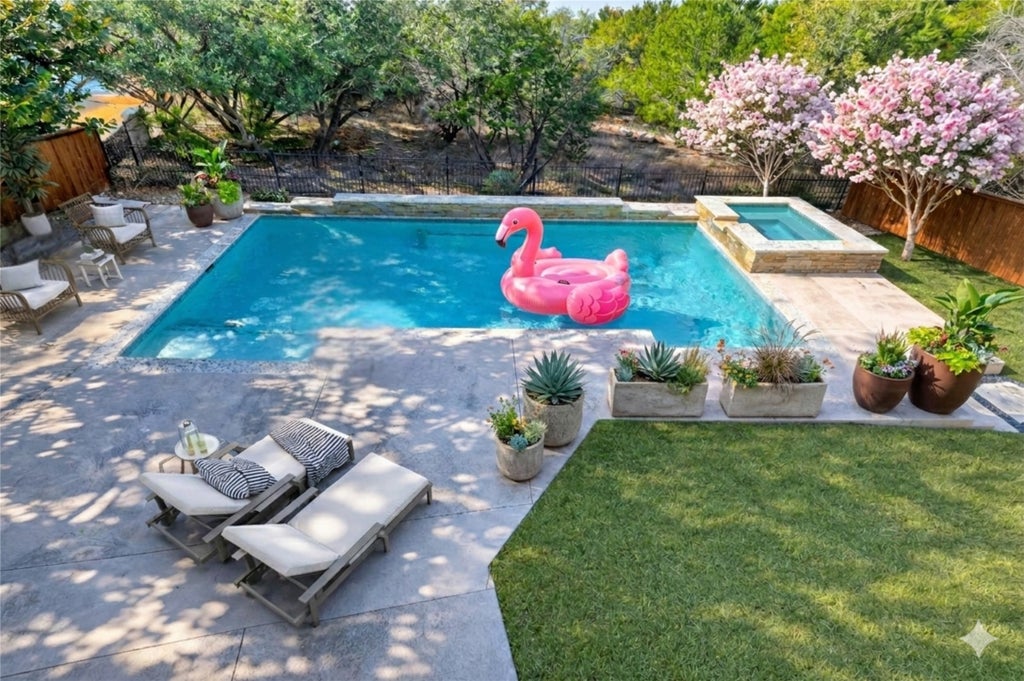 808 Horseback Hollow Drive, Austin