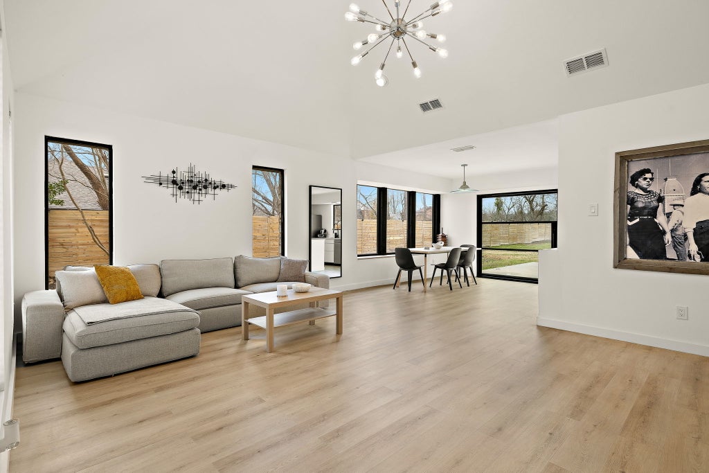 1904 Maple Vista Drive, Pflugerville