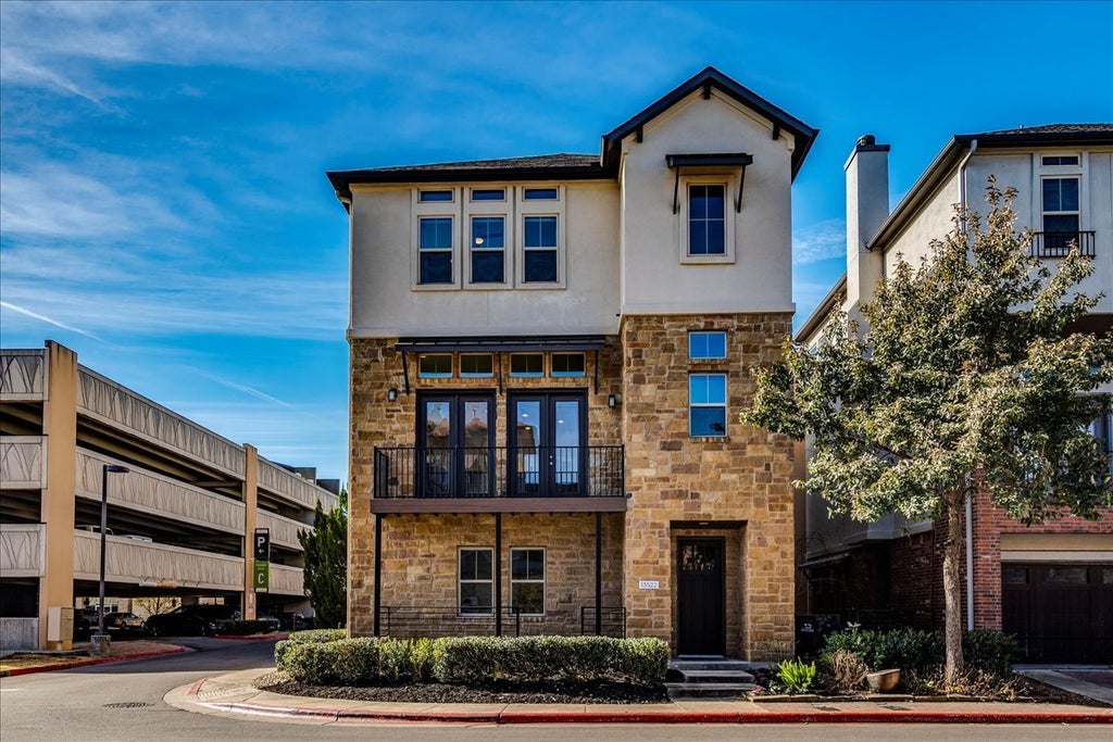 13522 Galleria Circle, Austin