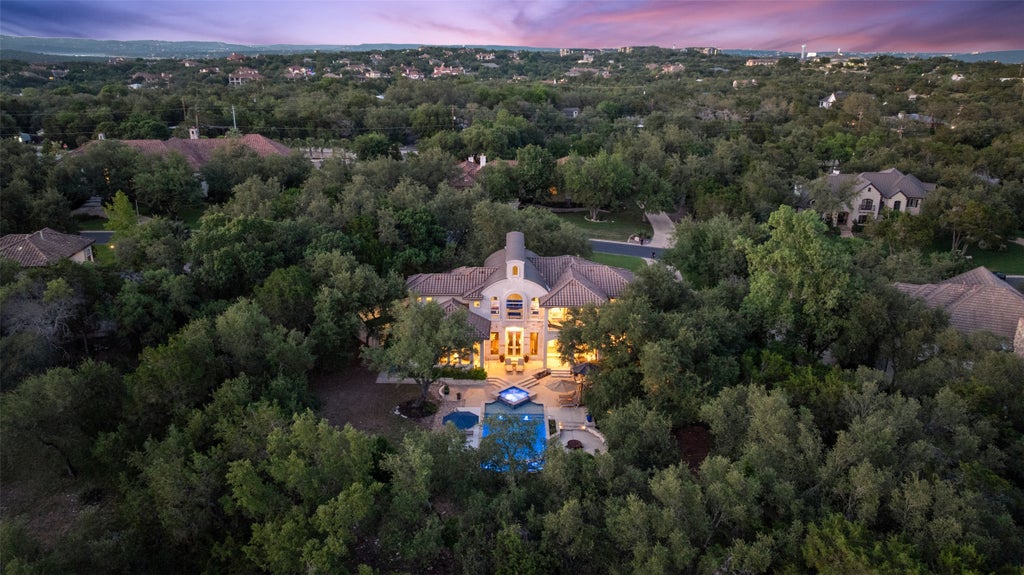 104 Sendera Bonita, Lakeway