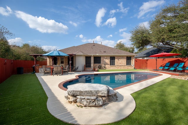 2604 Goldfinch Drive, Cedar Park