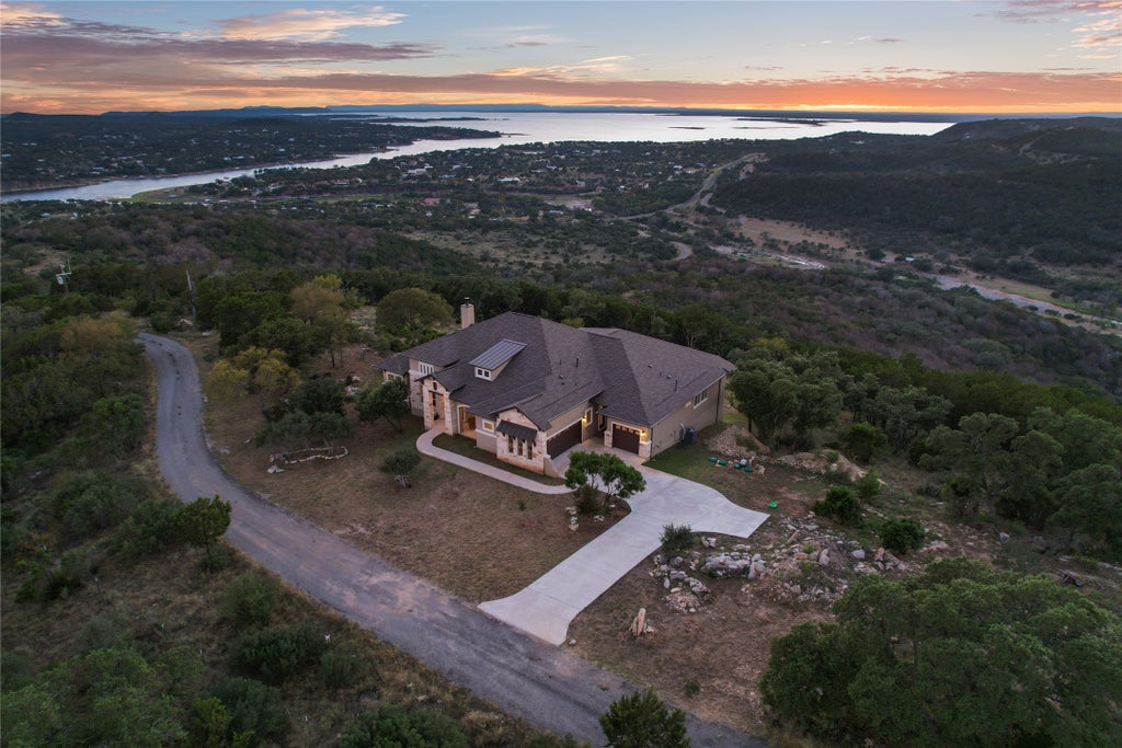 235 Chestnut Crossing, Burnet