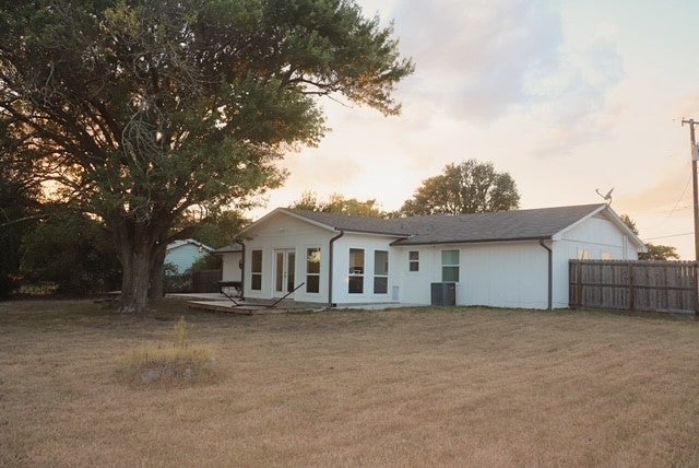 913 7th St, Lexington