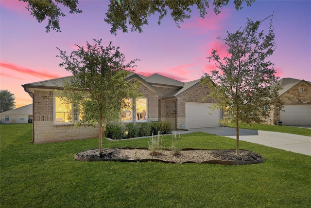 106 Pelican Court, Bastrop