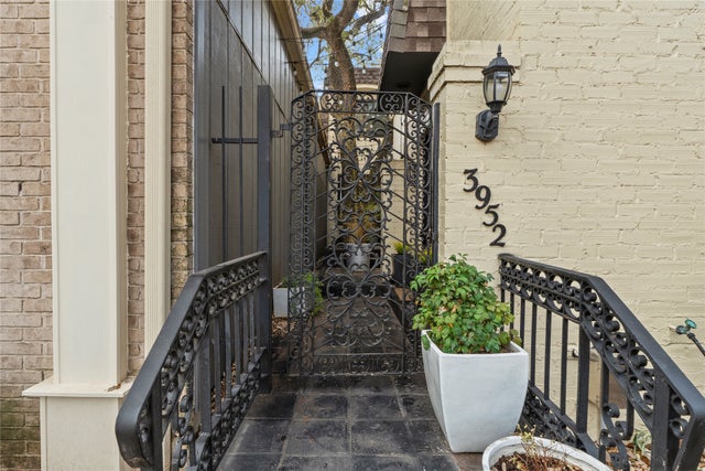 3952 Far West Boulevard, Austin