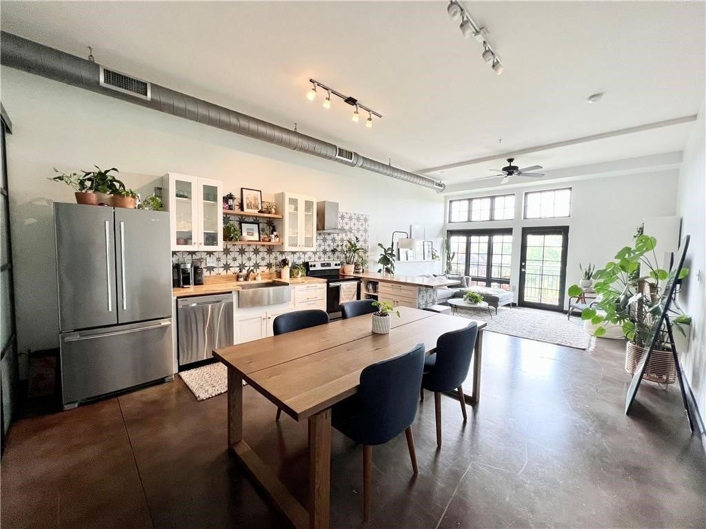 2235 E 6th Street 306, Austin