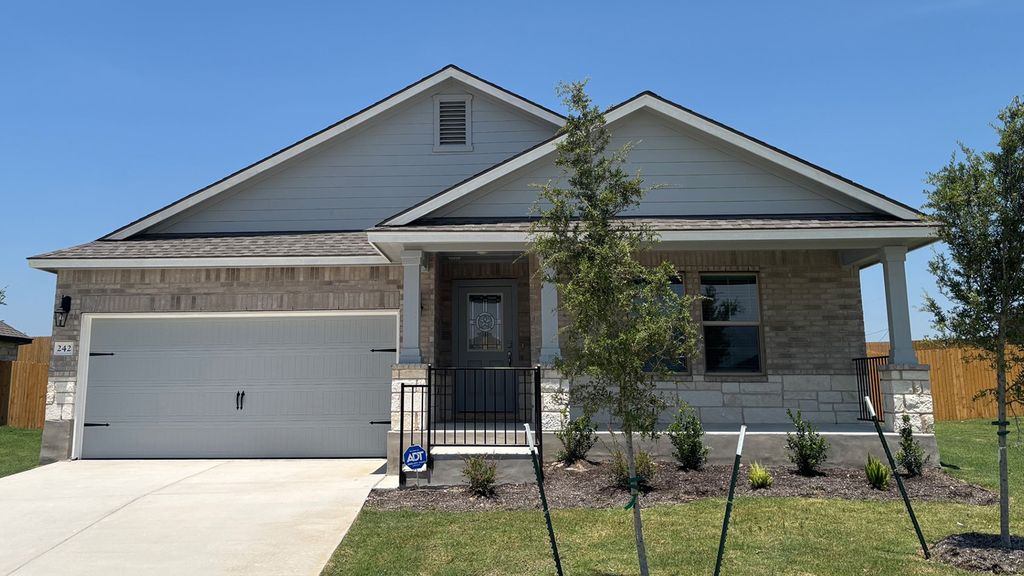 242 Water Well Road, Burnet