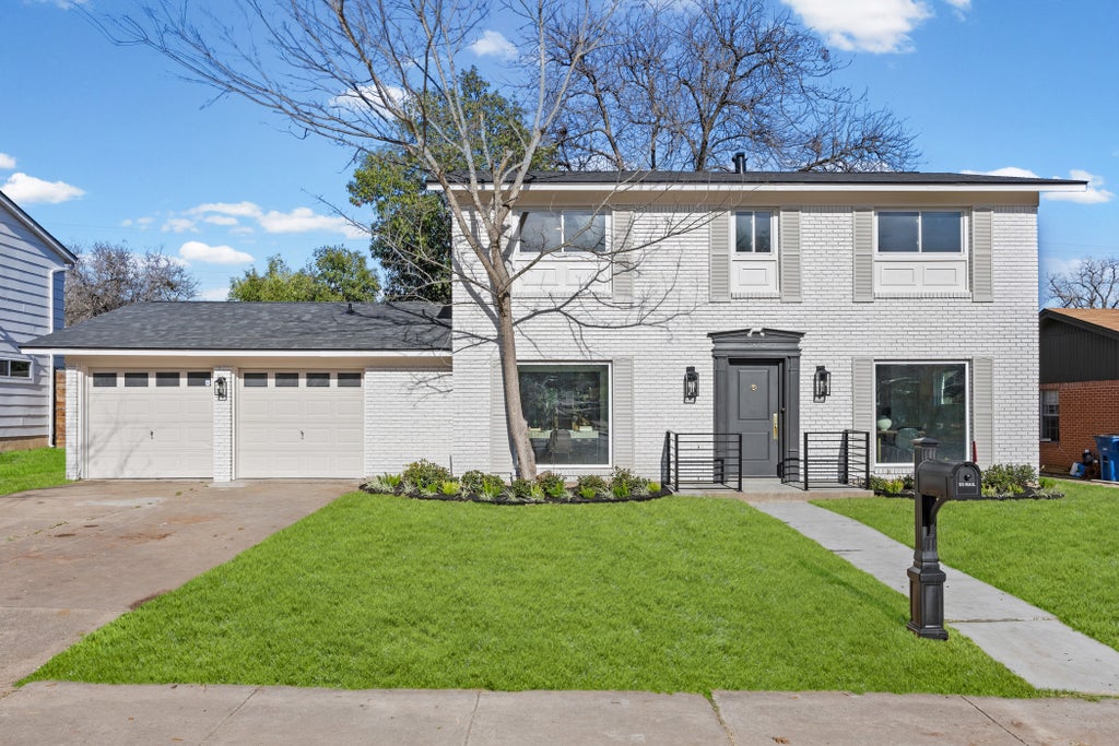 2602 Loyola Lane, Austin