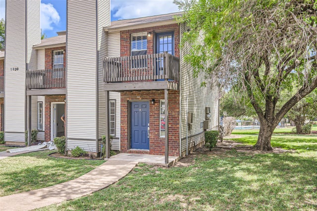 1830 River Crossing Circle D, Austin