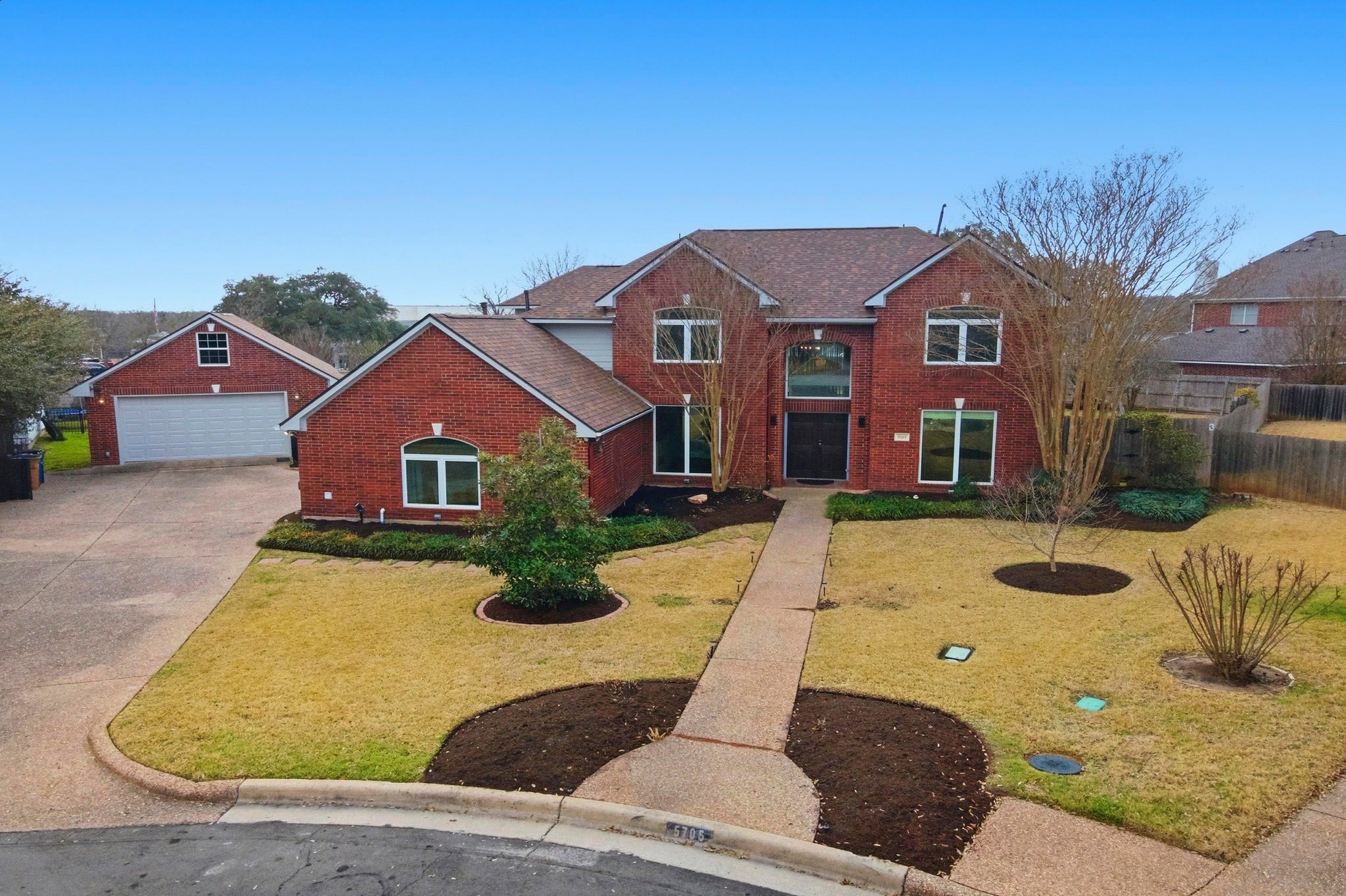 Photo of Listing #3954420