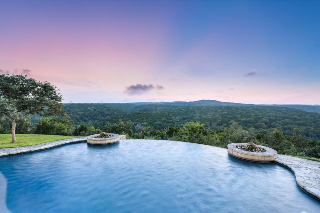 2200 Cerca Viejo Way, Austin