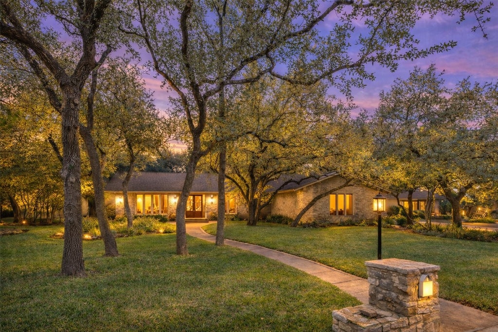 9403 Spring Hollow Drive, Austin