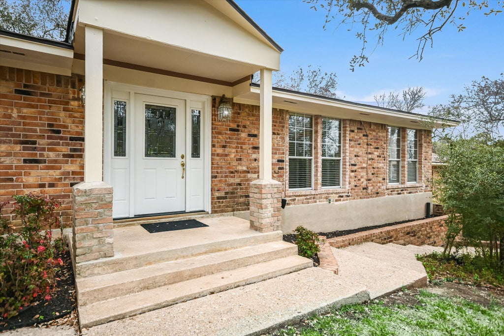 10709 Yucca Drive, Austin