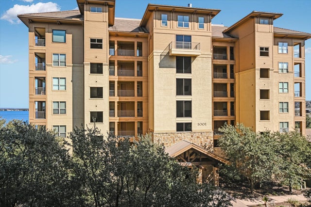 MLS #4015491 for Sale at 1001 The Cape Rd 33, on Lake LBJ in the city of Horseshoe Bay, 78657