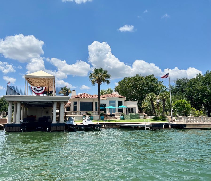 Photo of Listing #5597452