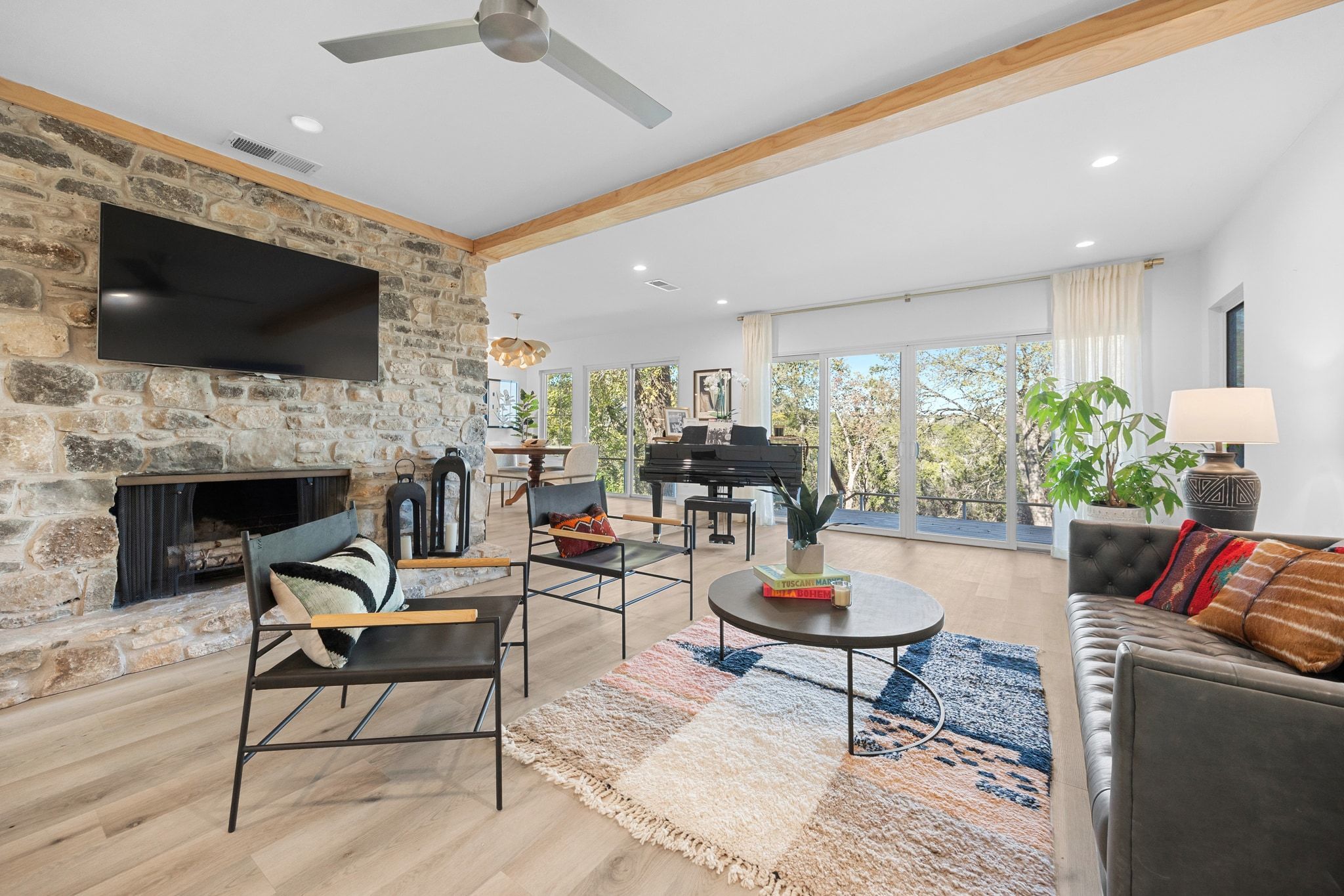 Photo of Listing #1628568