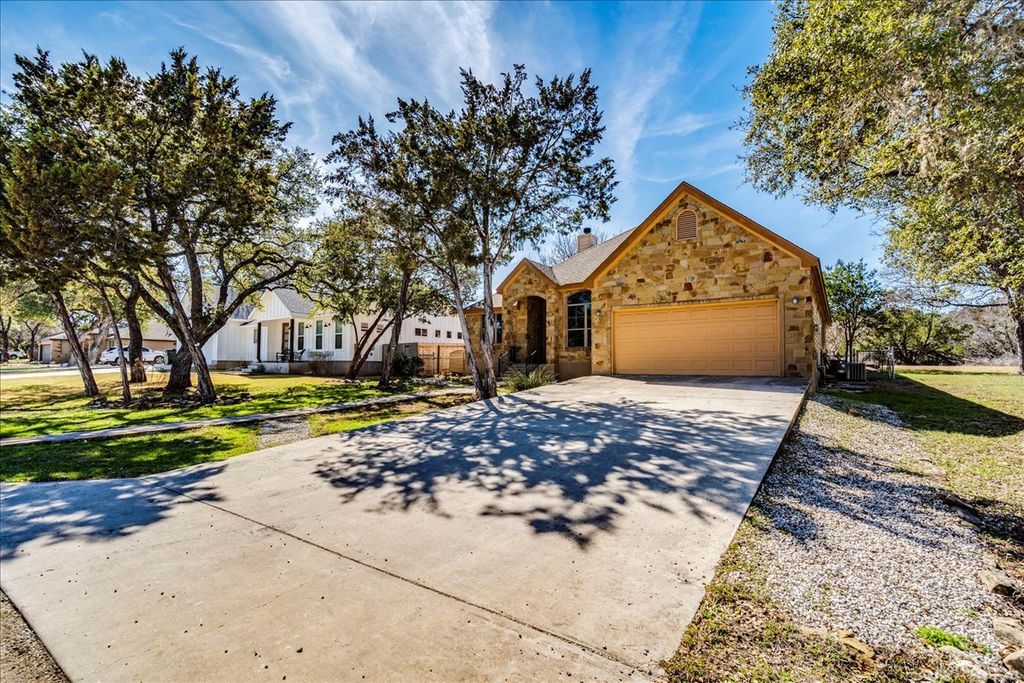11 Rhapsody Lane, Wimberley