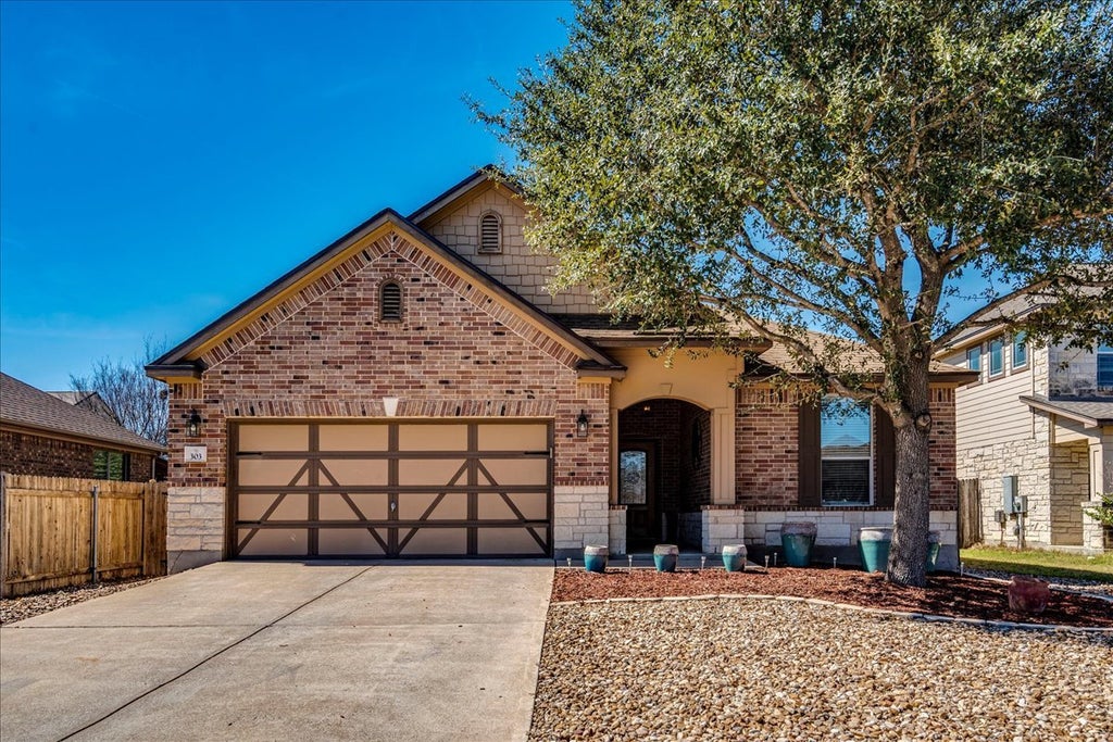 303 Briarwood Drive, Leander