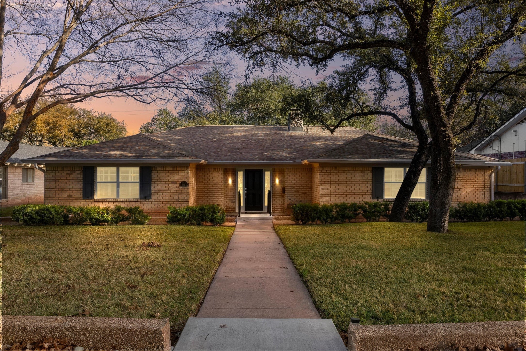 Photo of Listing #4217993