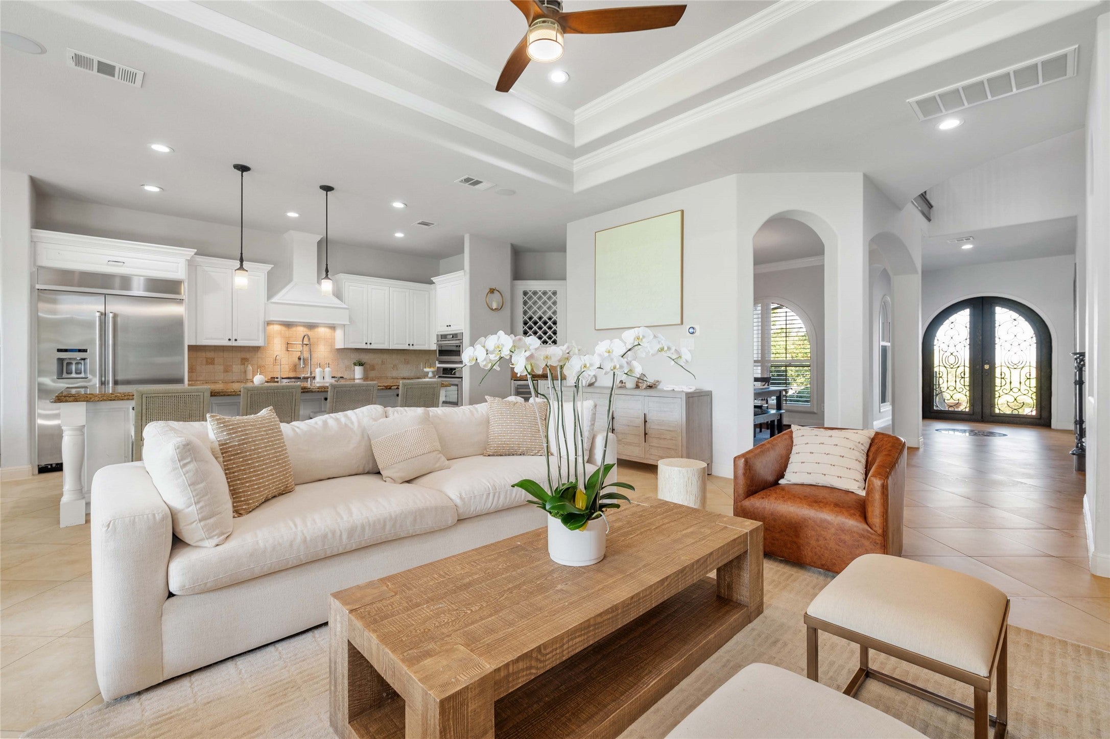 Photo of Listing #1245528