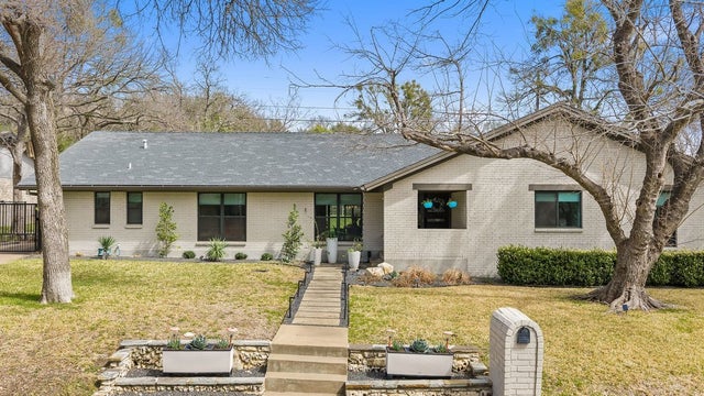 9421 Spring Hollow Drive, Austin