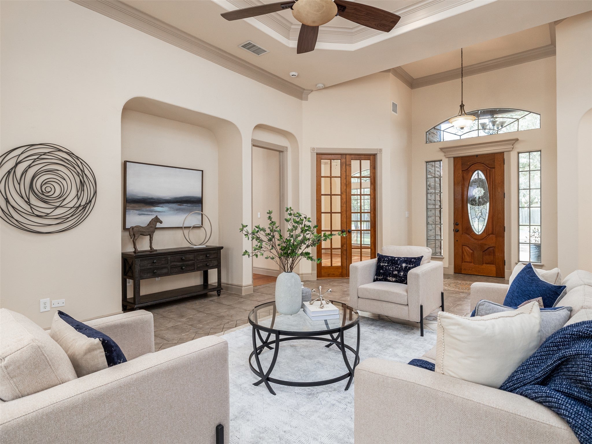 Photo of Listing #5563180